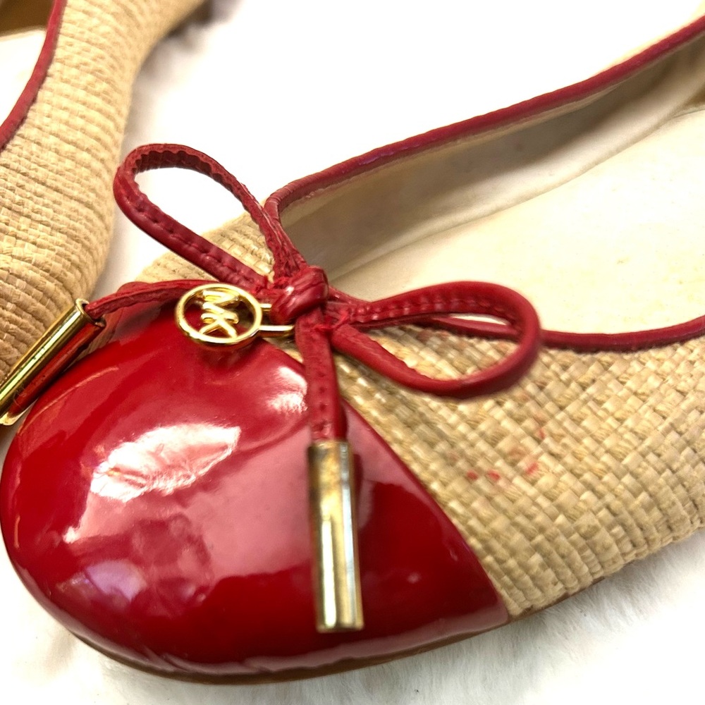 Vintage Michael Kors Red and Tan patent leather woven Flats women’s size 7.5M - Picture 9 of 9